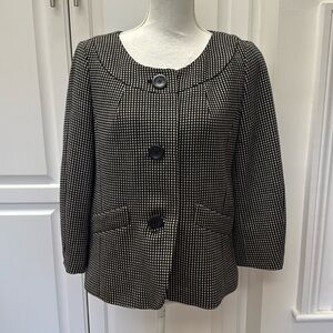 Ann Taylor black & white 3 button jacket size 10